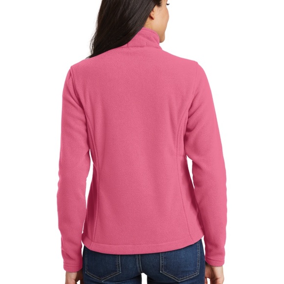 L217 - Picture 2 of 8